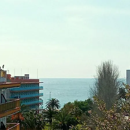 Adara A 200 Metros De La Playa Apartment